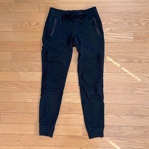 Alo Yoga Urban Moto Sweatpants